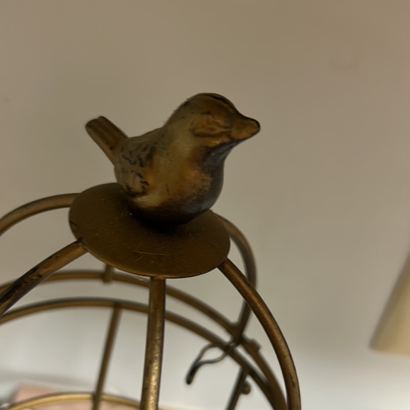 Just SO COOL.  SONOMA HOME PILLAR CANDLE HOLDER - Picture 3 of 6